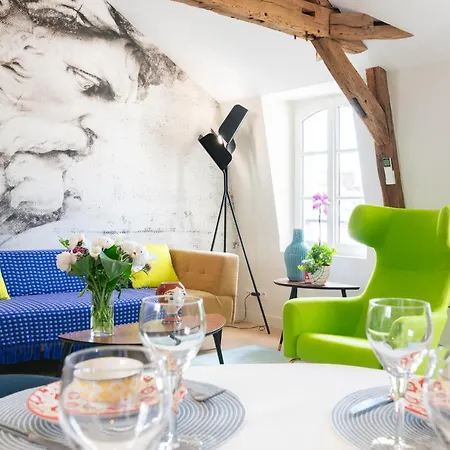 Apartmán A Cote De La Place Du Pilori