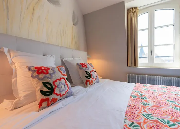 A Cote De La Place Du Pilori 公寓 *