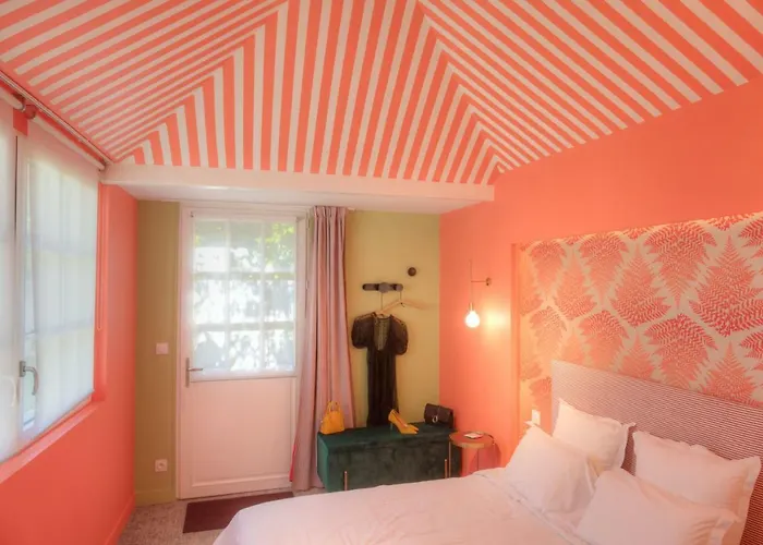 A Coté De La Place Du Pilori * Angers